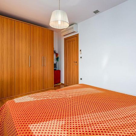Valessia House With Apartment Umag Buitenkant foto