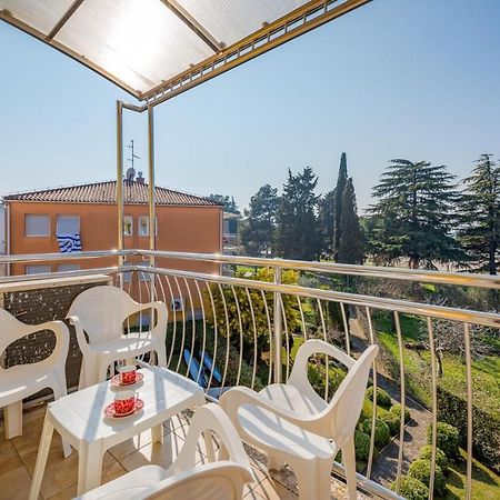Valessia House With Apartment Umag Buitenkant foto